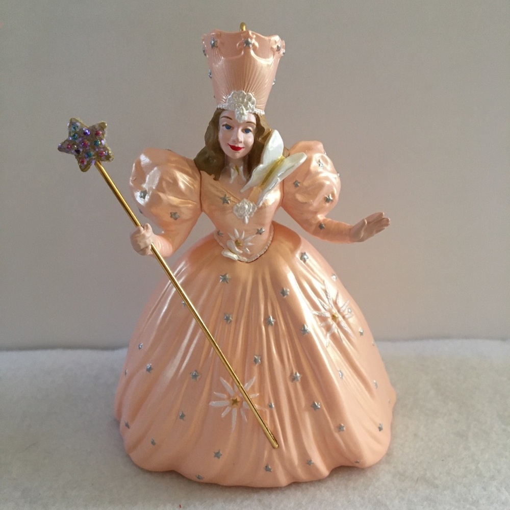 Hallmark Ornament - Wizard of Oz Glinda